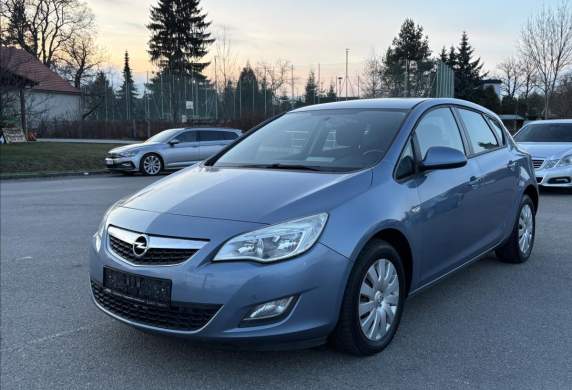 Opel - Astra