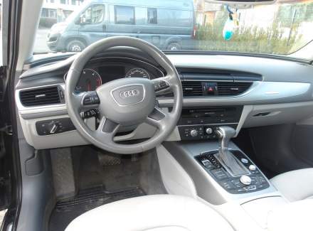 Audi - A6