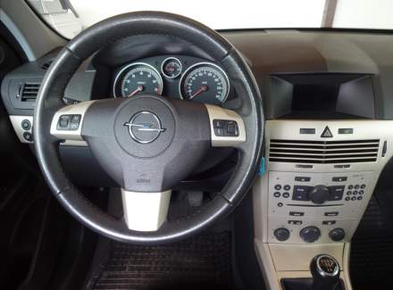 Opel - Astra
