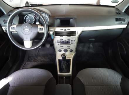 Opel - Astra