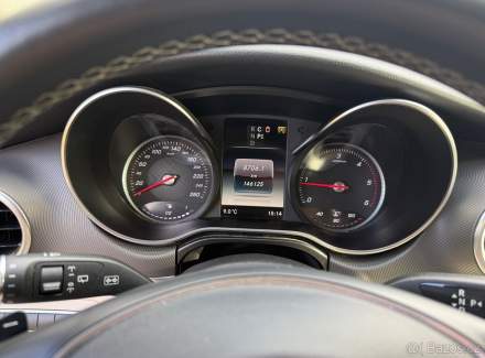 Mercedes-Benz - V-class