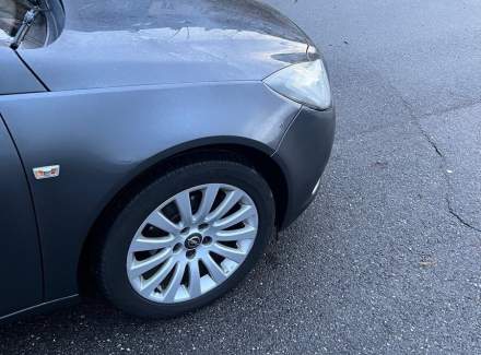 Opel - Insignia