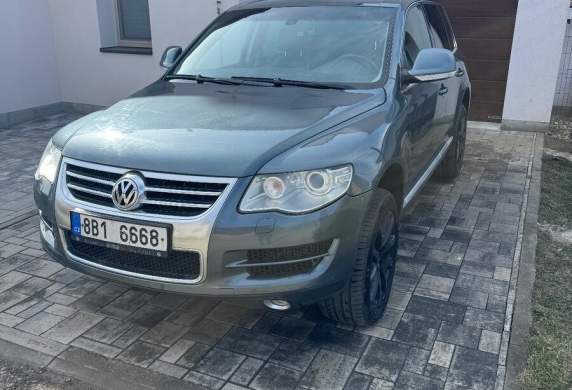Volkswagen - Touareg