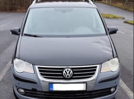 Volkswagen - Touran