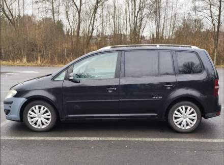Volkswagen - Touran