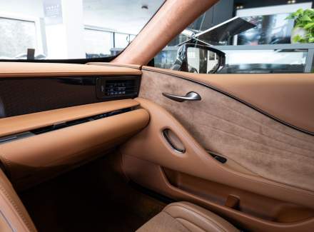 Lexus - LC