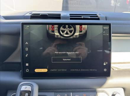 Land Rover - Defender