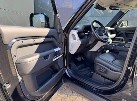 Land Rover - Defender