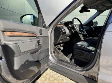 Land Rover - Discovery