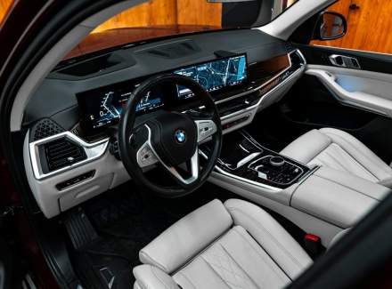 BMW - X7