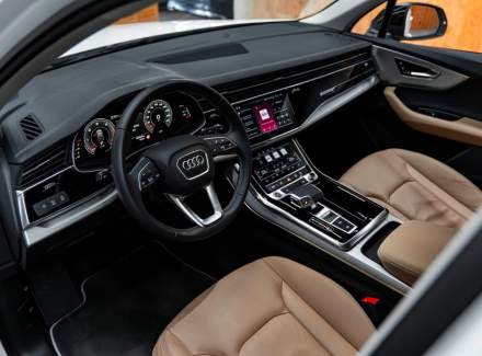Audi - Q7
