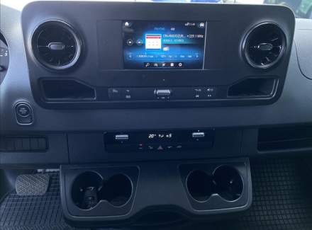 Mercedes-Benz - Sprinter