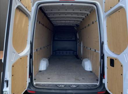 Mercedes-Benz - Sprinter