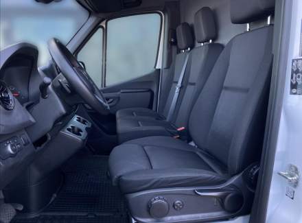 Mercedes-Benz - Sprinter