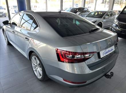 Škoda - Superb