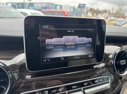 Mercedes-Benz - V-class