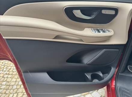 Mercedes-Benz - V-class