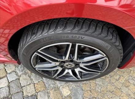 Mercedes-Benz - V-class