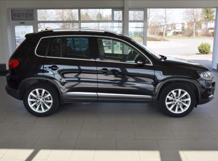 Volkswagen - Tiguan