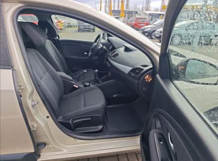 Renault - Fluence