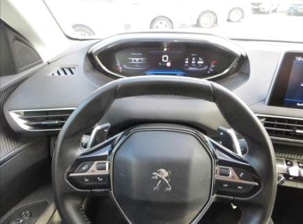 Peugeot - 3008