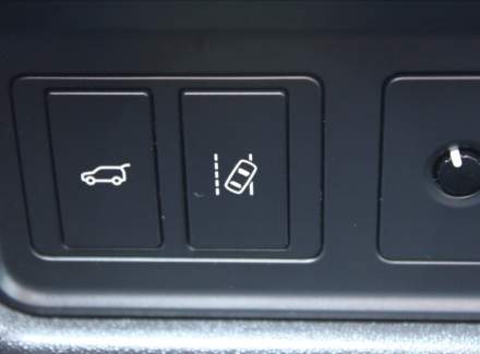 Land Rover - Discovery Sport