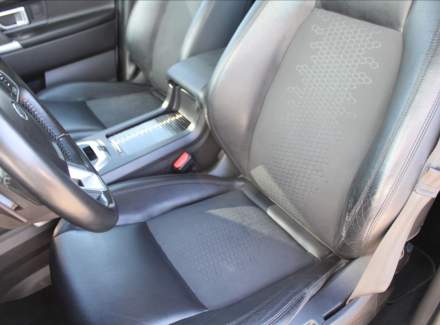 Land Rover - Discovery Sport