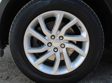 Land Rover - Discovery Sport