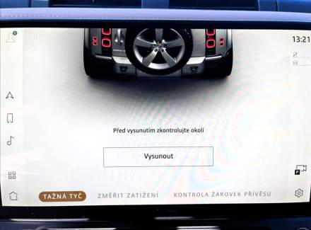 Land Rover - Defender