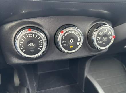 Mitsubishi - Outlander