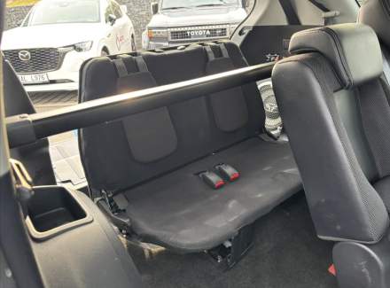 Mitsubishi - Outlander