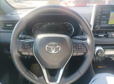 Toyota - RAV 4