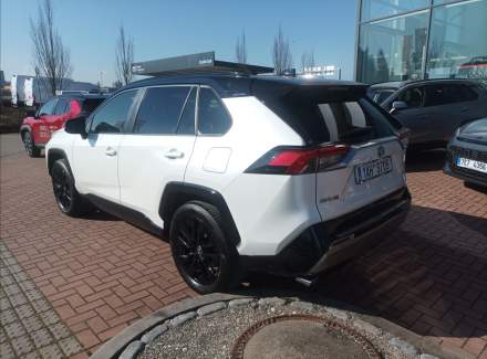Toyota - RAV 4