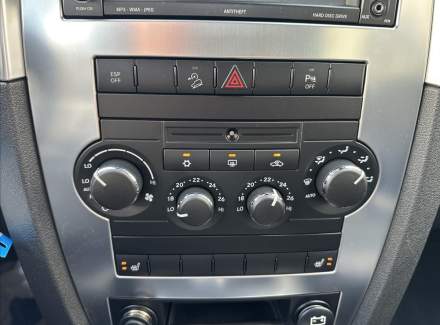 Jeep - Grand Cherokee