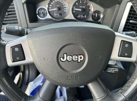 Jeep - Grand Cherokee
