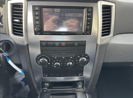 Jeep - Grand Cherokee