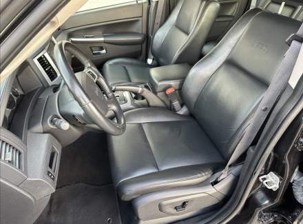 Jeep - Grand Cherokee