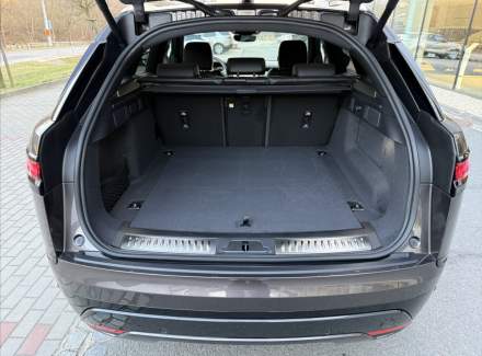 Land Rover - Range Rover Velar