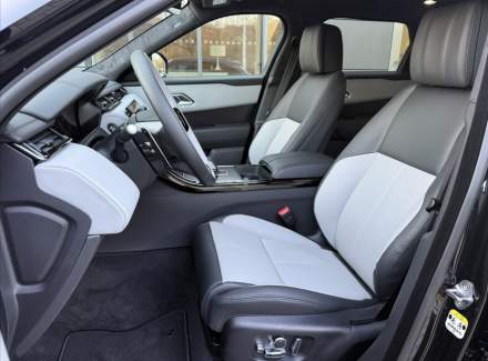 Land Rover - Range Rover Velar