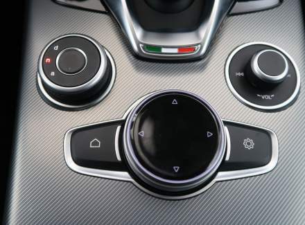 Alfa Romeo - Stelvio