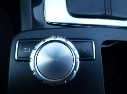 Mercedes-Benz - C-class