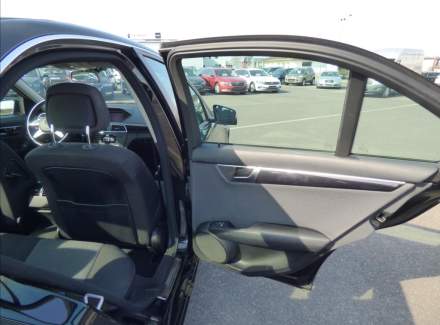 Mercedes-Benz - C-class