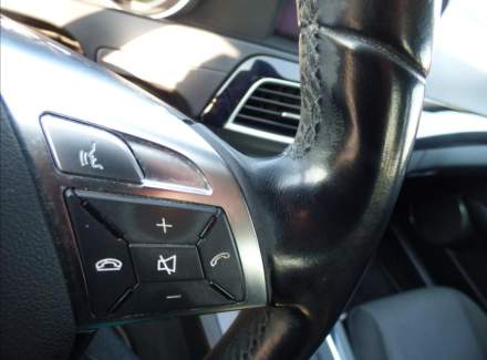 Mercedes-Benz - C-class