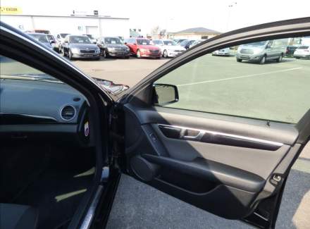 Mercedes-Benz - C-class