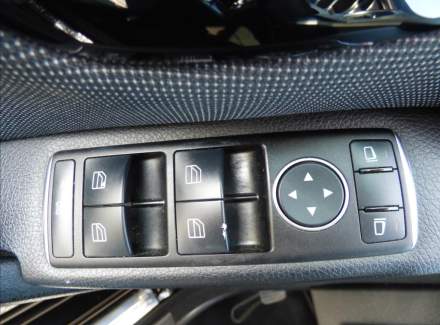 Mercedes-Benz - C-class