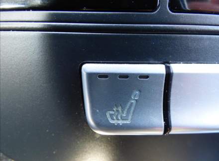 Mercedes-Benz - C-class