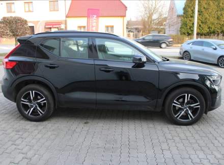 Volvo - XC40