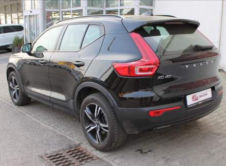 Volvo - XC40