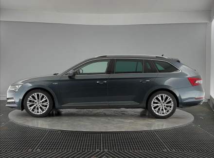 Škoda - Superb
