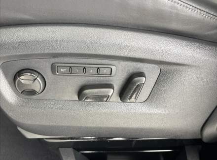 Volkswagen - Multivan